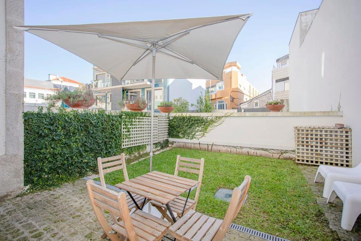 Ferienwohnung Liiiving In Porto - Garden Light Mezzanine Exterior foto